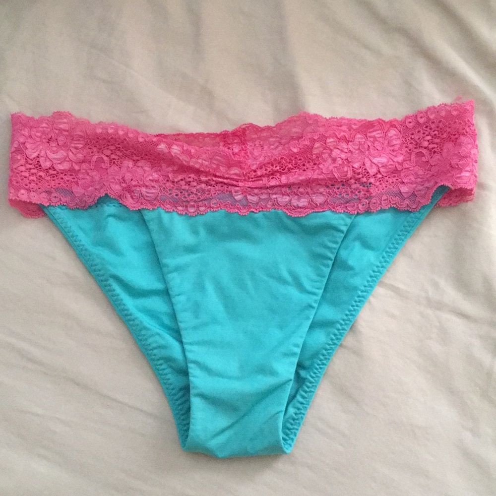 NWOT beach bunny lady lace M bottom